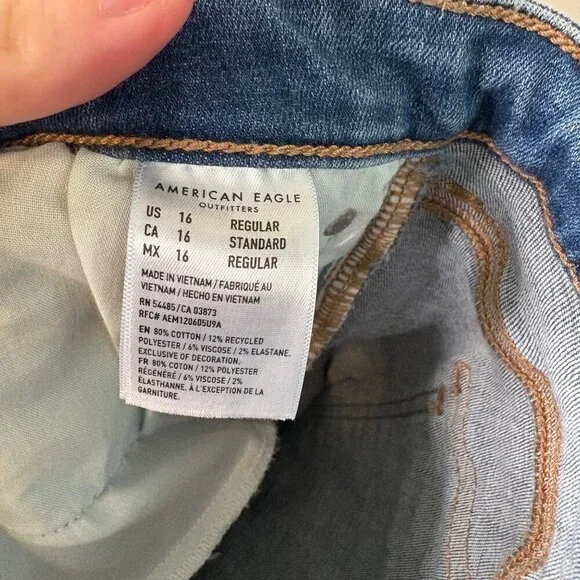American Eagle Low-Rise Flare Women's Medium Wash Envelope Pocket Jeans Size 16 - Picture 13 of 13